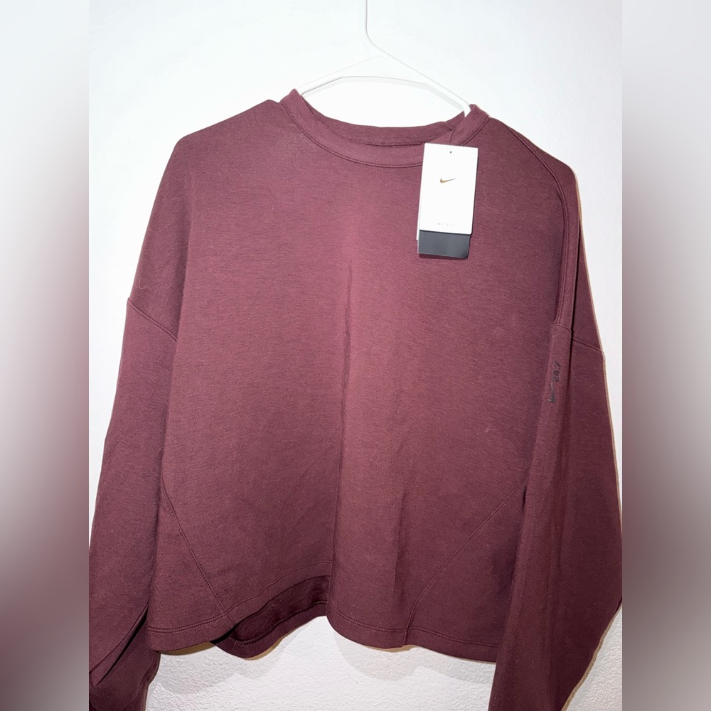 Nike Women's Maroon Crewneck Sweatshirt